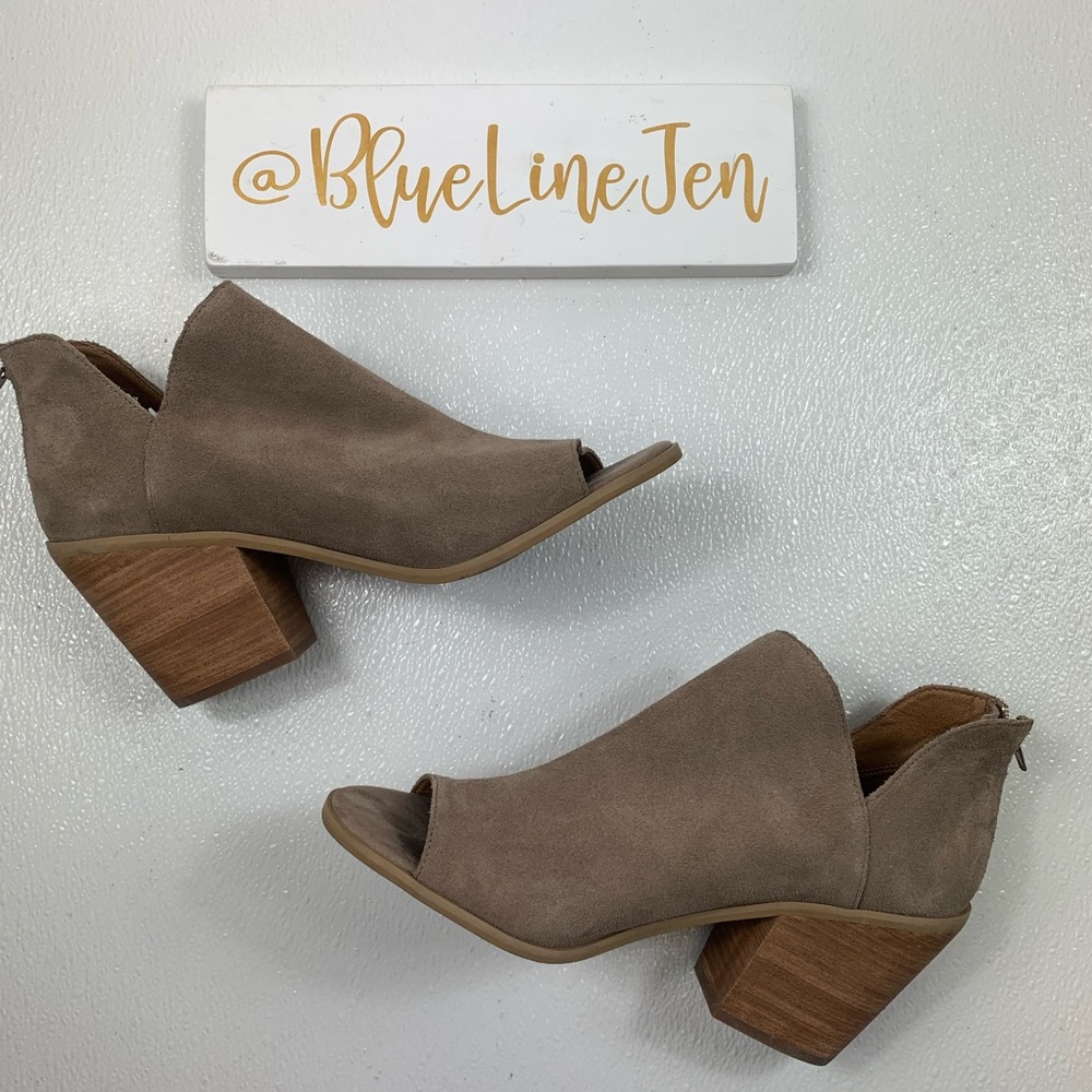 Suede Split Side Open Toe Booties Nwot - image 2